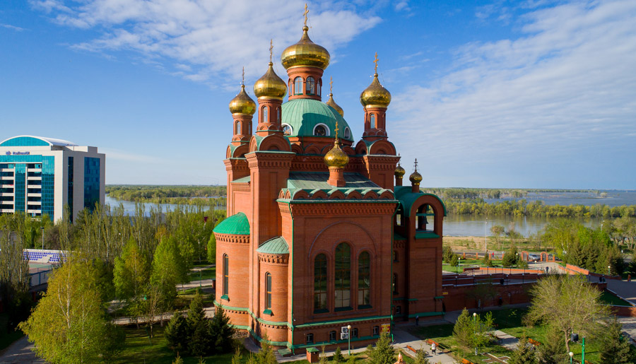 Павлодар Церковь ночь