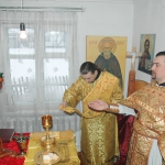 Благочинный Павлодарского церковного округа совершил Литургию в Пантелеимоновском молитвенном доме села Башмачное