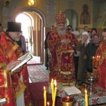 В день празднования иконы Пресвятой Богородицы «Живоносный Источник» епископ Варнава совершил Литургию в Воскресенском храме города Аксу