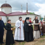 В день памяти святителя Николая Чудотворца епископ Варнава совершил Литургию и освятил новые колокола в Никольском храме Павлодара