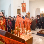 В праздник Собора новомучеников и исповедников Церкви Русской епископ Варнава совершил Божественную литургию в Благовещенском кафедральном соборе Павлодара