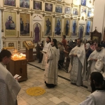 В Димитриевскую родительскую субботу Преосвященный Варнава совершил Божественную литургию и панихиду в кафедральном храме епархии