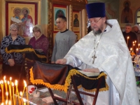 Память усопших священнослужителей епархии почтили на заупокойных богослужениях в Аксу